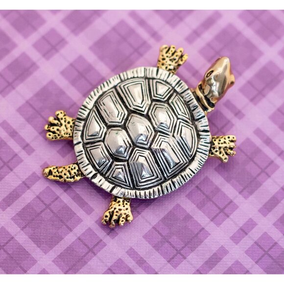 Vintage Intricate Silver Tone Shell Turtle Brooch - V18 - Picture 1 of 3